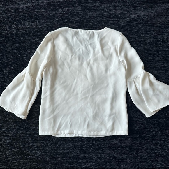 H&M Ruffle Bell Sleeve Blouse - Picture 7 of 8